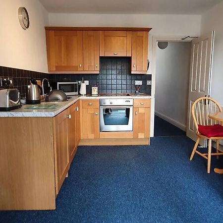 Stylish, Comfortable Apartment With Balcony Plymouth Exterior photo